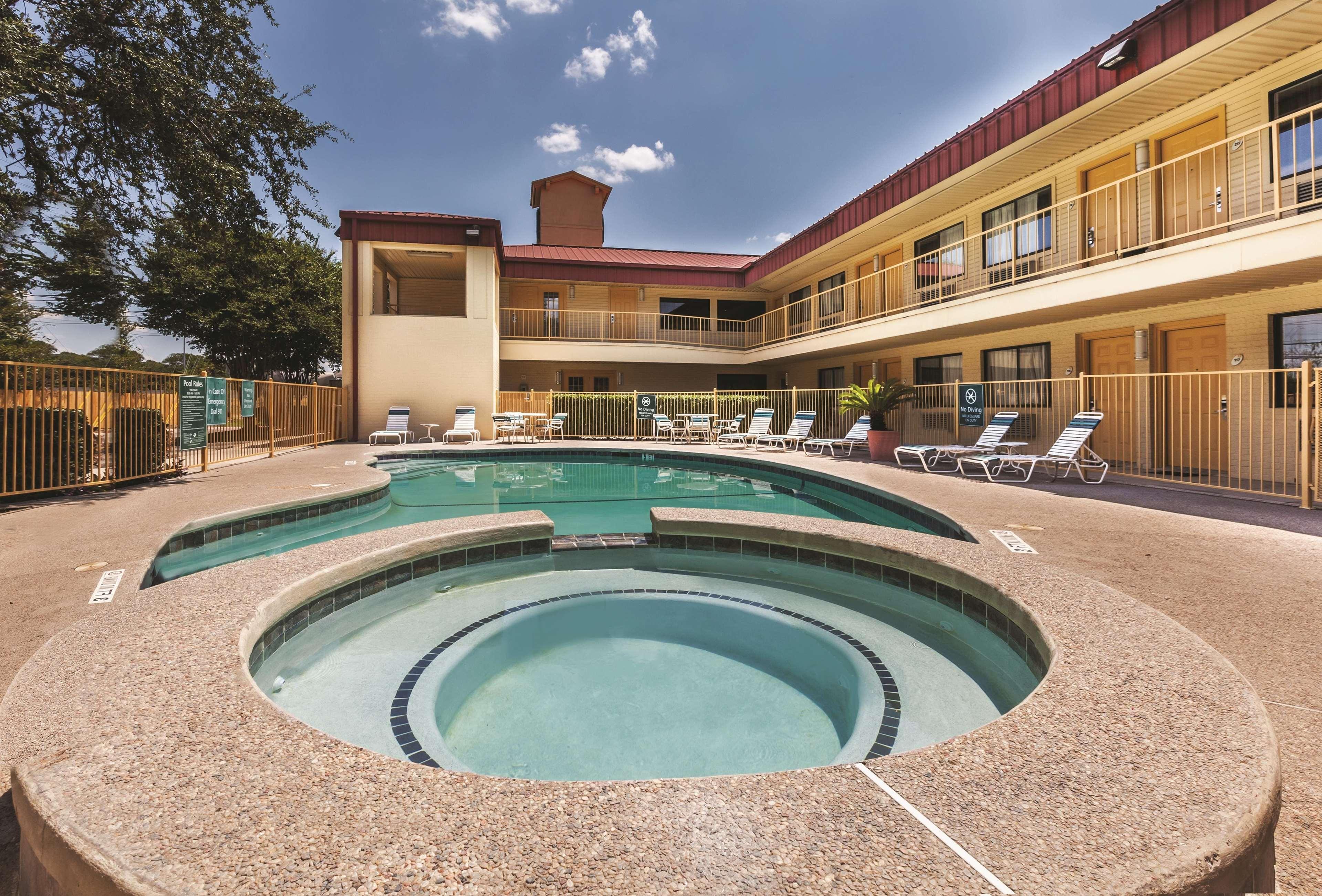 La Quinta Inn By Wyndham סן מרקוס מראה חיצוני תמונה